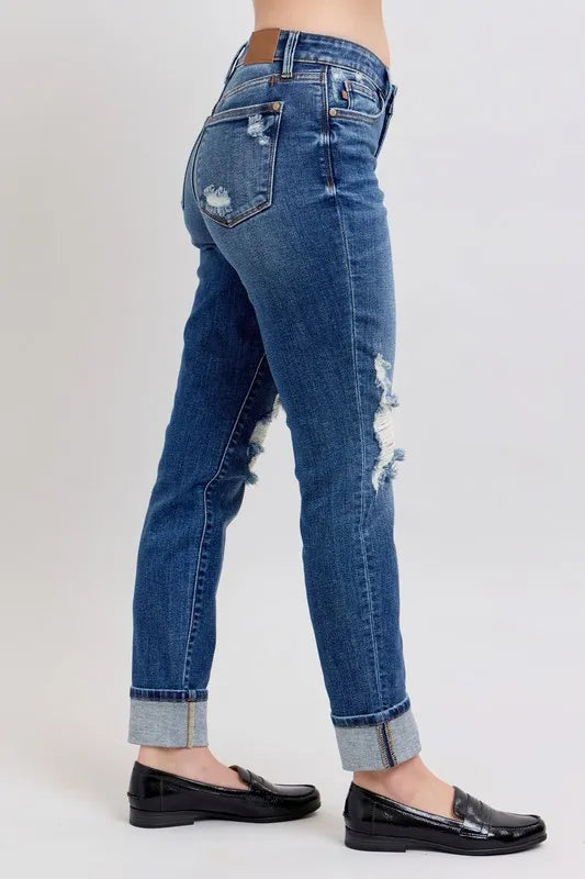 judy-blue-boyfriend-destroy-jeans-plus-size-back-view-comfortable-fit