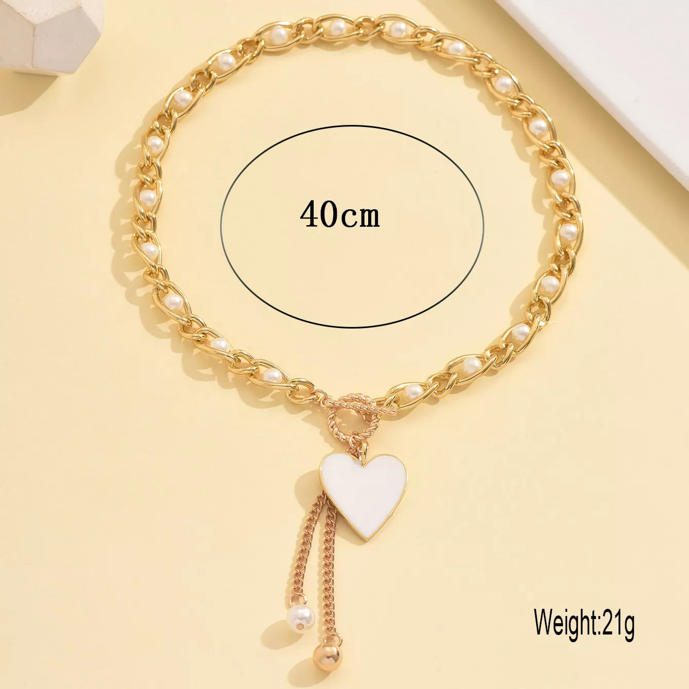 18k-gold-plated-pearl-necklace-chain-detail-minimalist-style