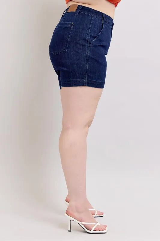 judy-blue-denim-shorts-pocket-detail-classic-design