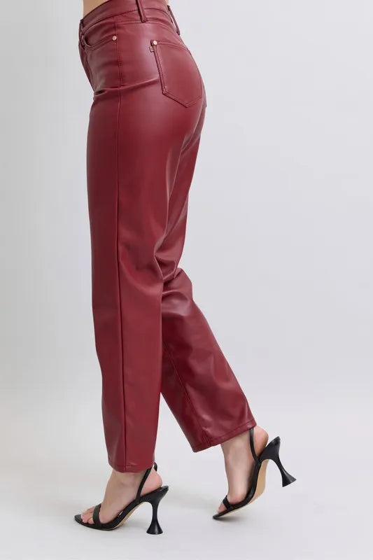close-up-judy-blue-faux-leather-pants-texture-detail