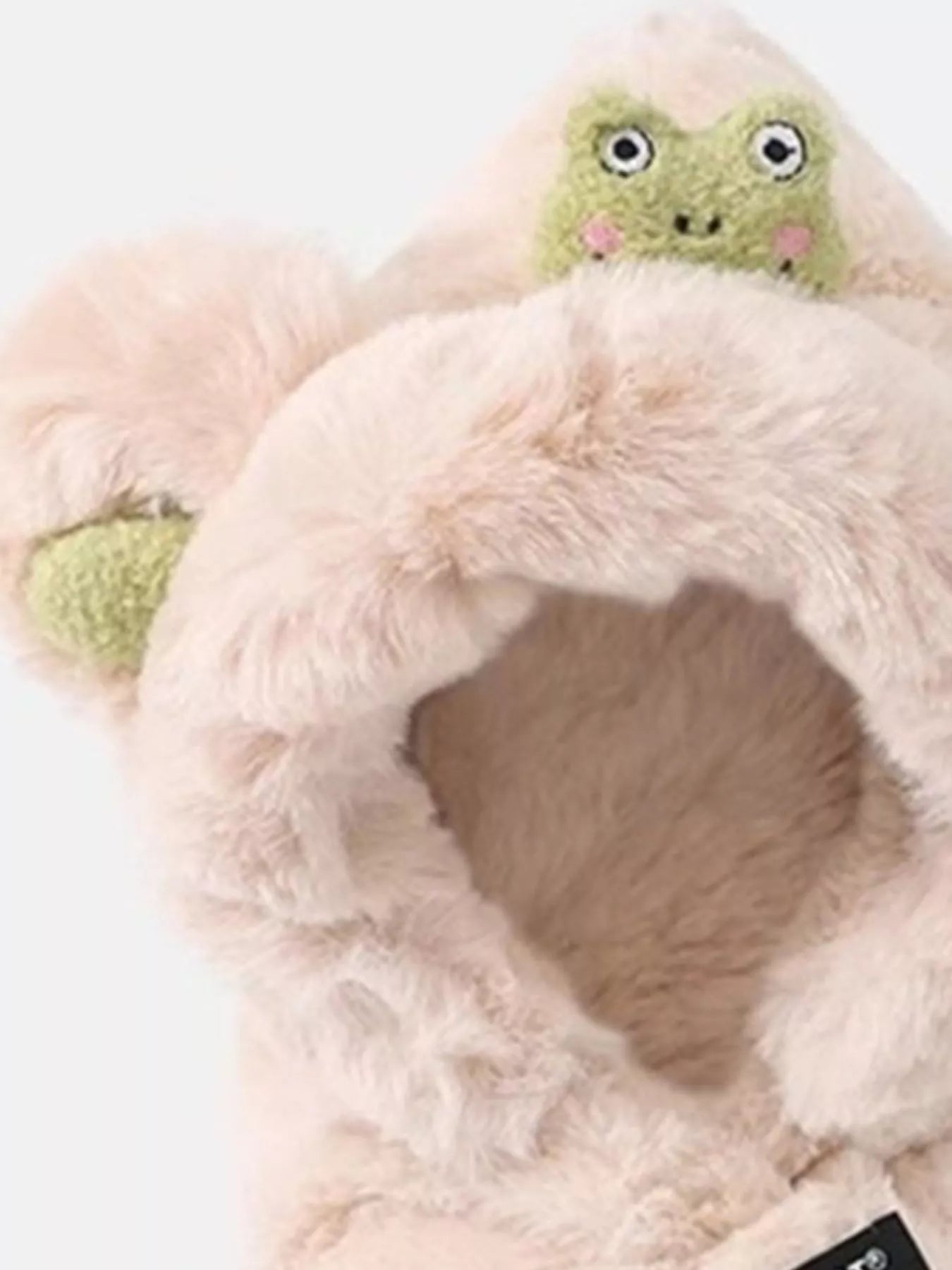 kids-frog-plush-scarf-hat-side-view-soft-cozy-design