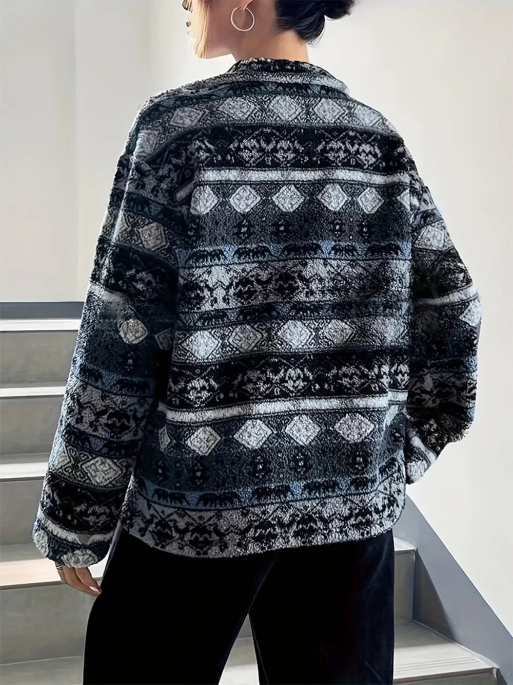 geometric-turtleneck-zip-up-jacket-back-view-comfortable-fit