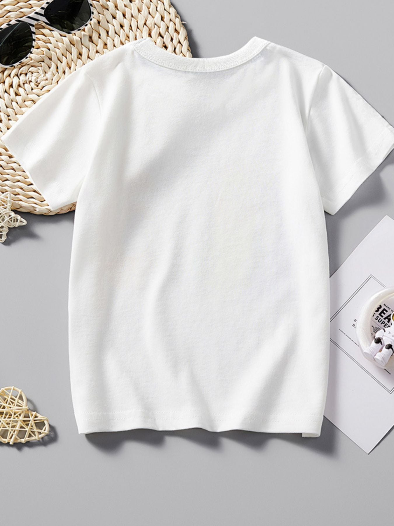 close-up-catch-some-waves-graphic-detail-kids-tee