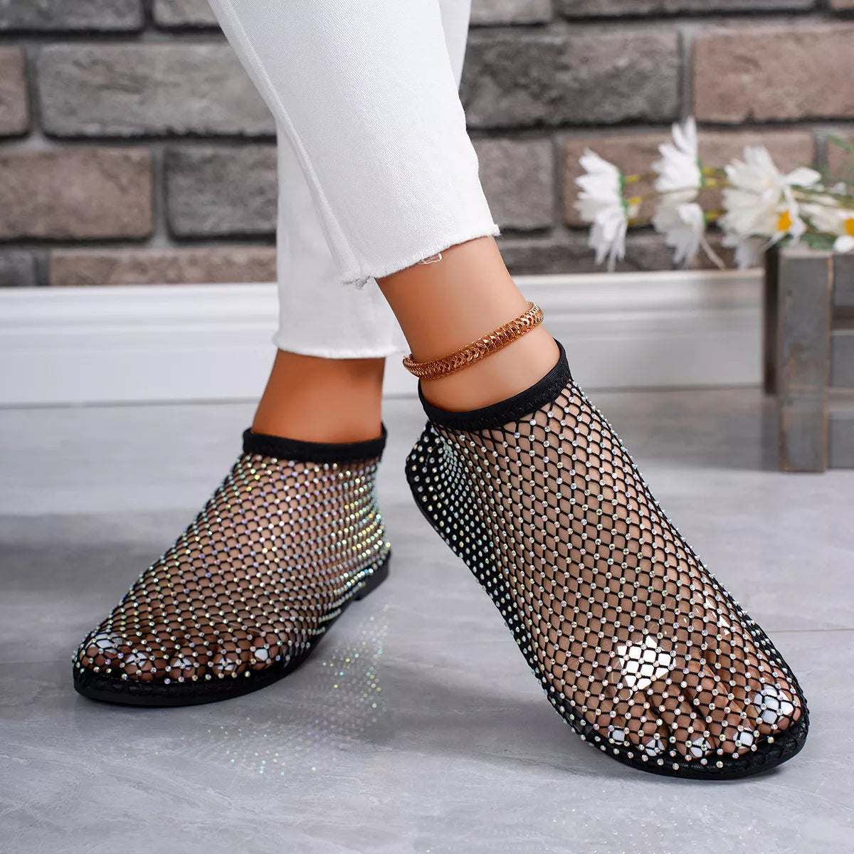 rhinestone-sandals-hollow-out-design-detail-fashion