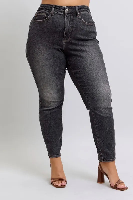 judy-blue-mid-rise-tummy-control-slim-jeans-back-view-comfortable-fit