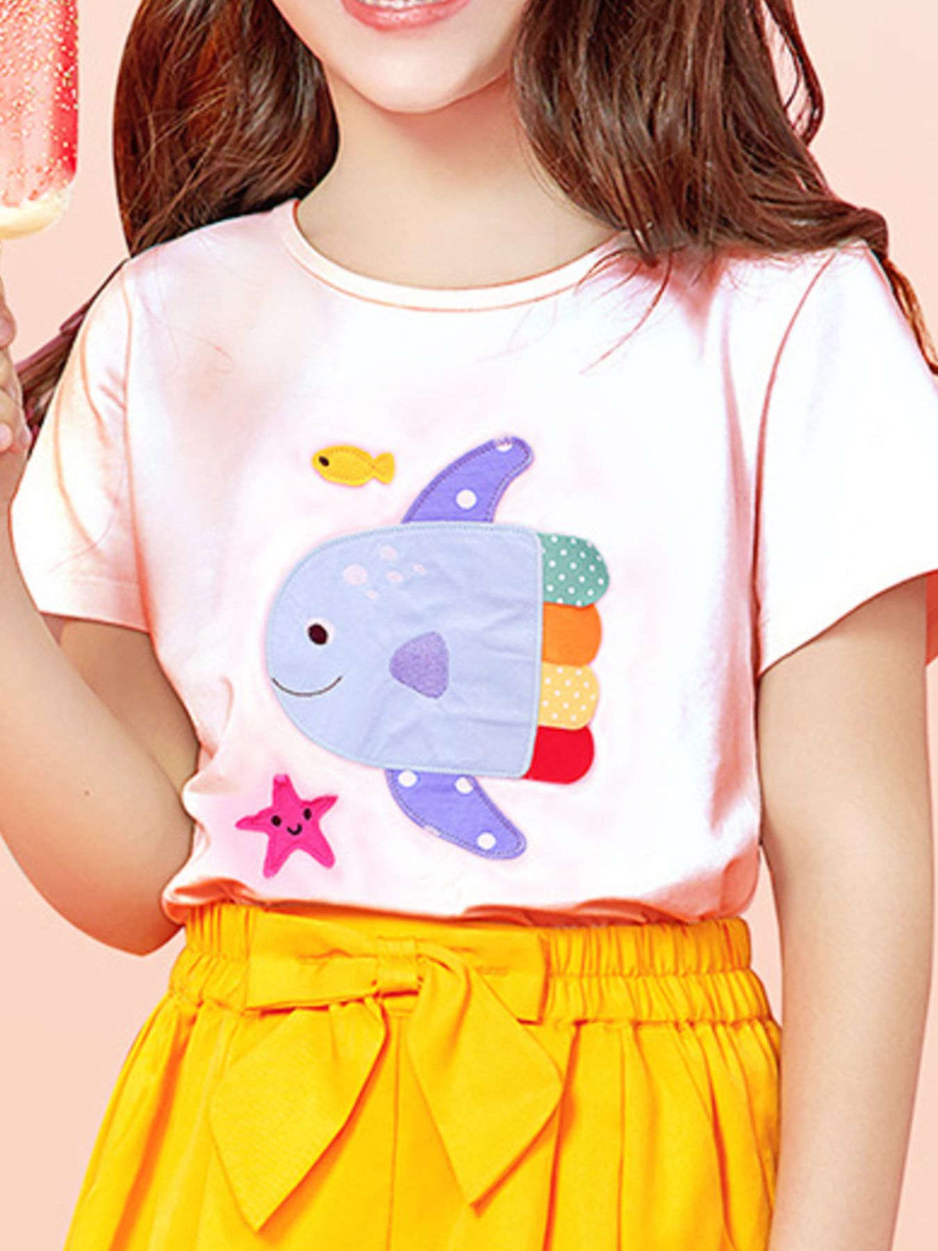 kids-cartoon-fish-applique-short-sleeve-tshirt-front-view-cute-design