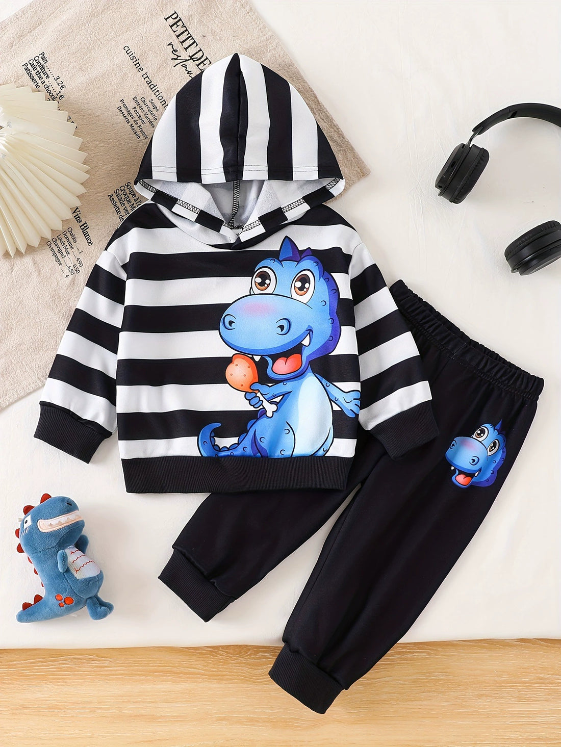 kids‑dinosaur‑striped‑hoodie‑and‑pants‑set‑front‑view‑children‑casual‑outfit