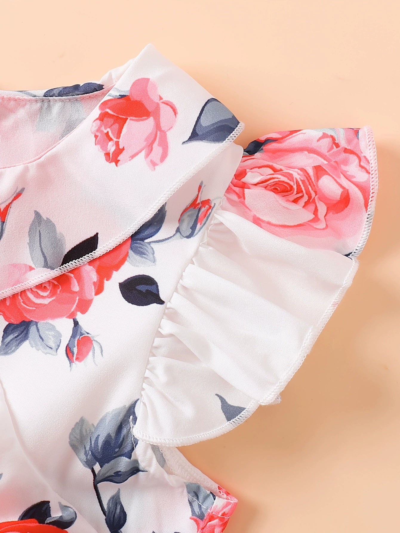 kids-floral-print-ruffle-trim-bow-pleated-dress-back-view-comfortable-fit