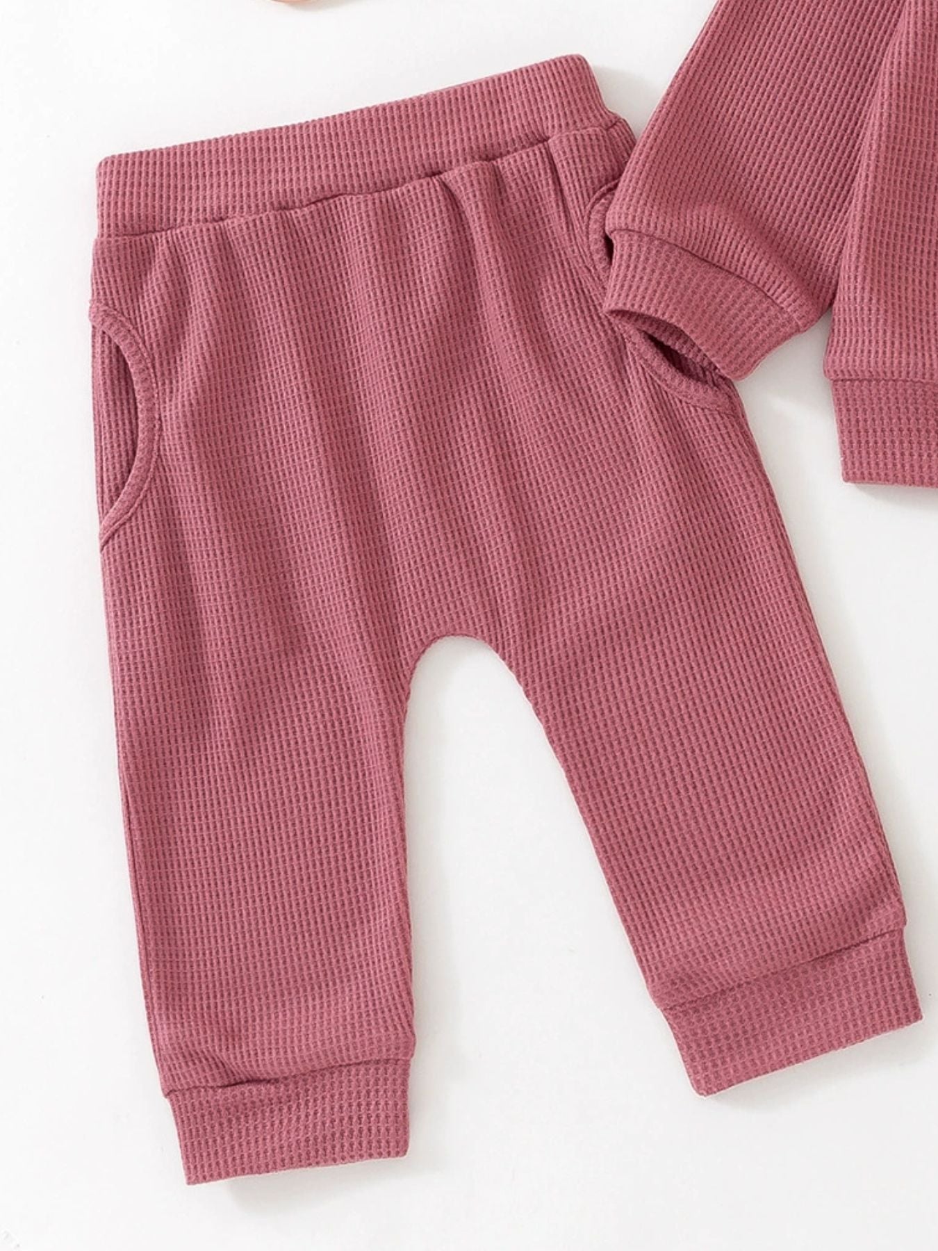 kids-letter-ruffled-trim-top-and-pants-set-back-view-comfortable-fit