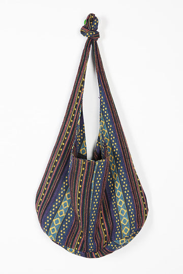 large-canvas-crossbody-bag-front-view-womens-accessory