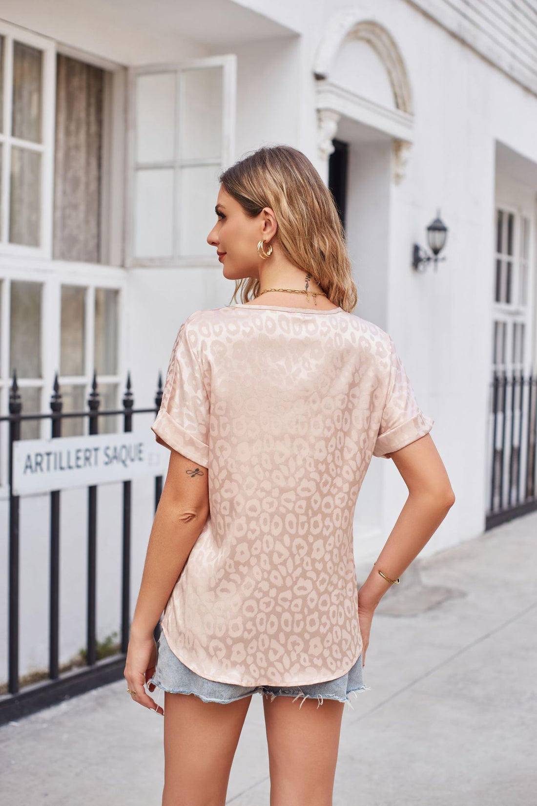 leopard-curved-hem-satin-top-front-view-women-fashion