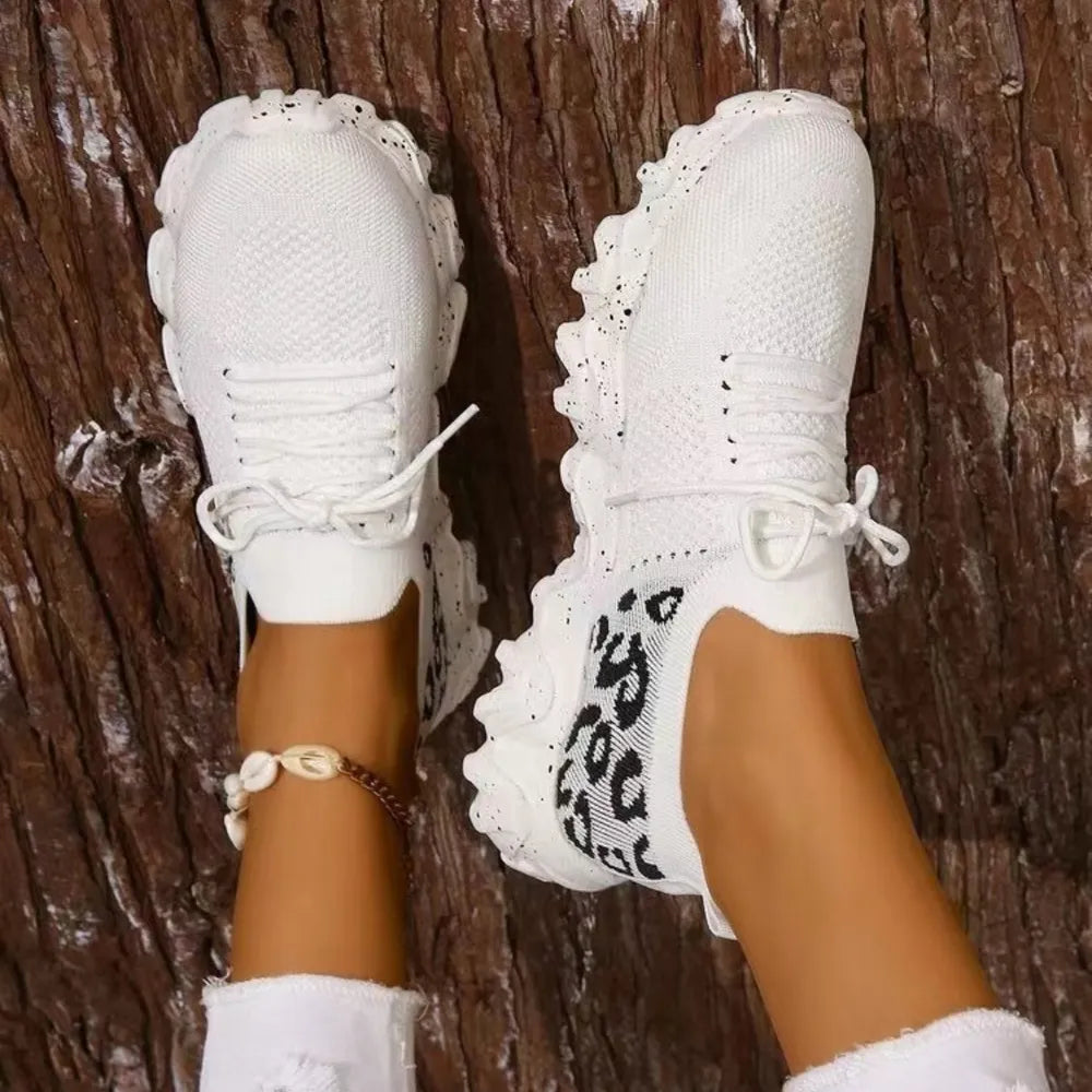 round-toe-leopard-mesh-athletic-sneakers-detail-comfort-shoes