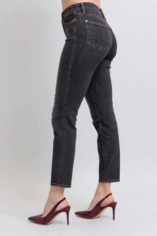 close-up-judy-blue-slim-jeans-fabric-detail