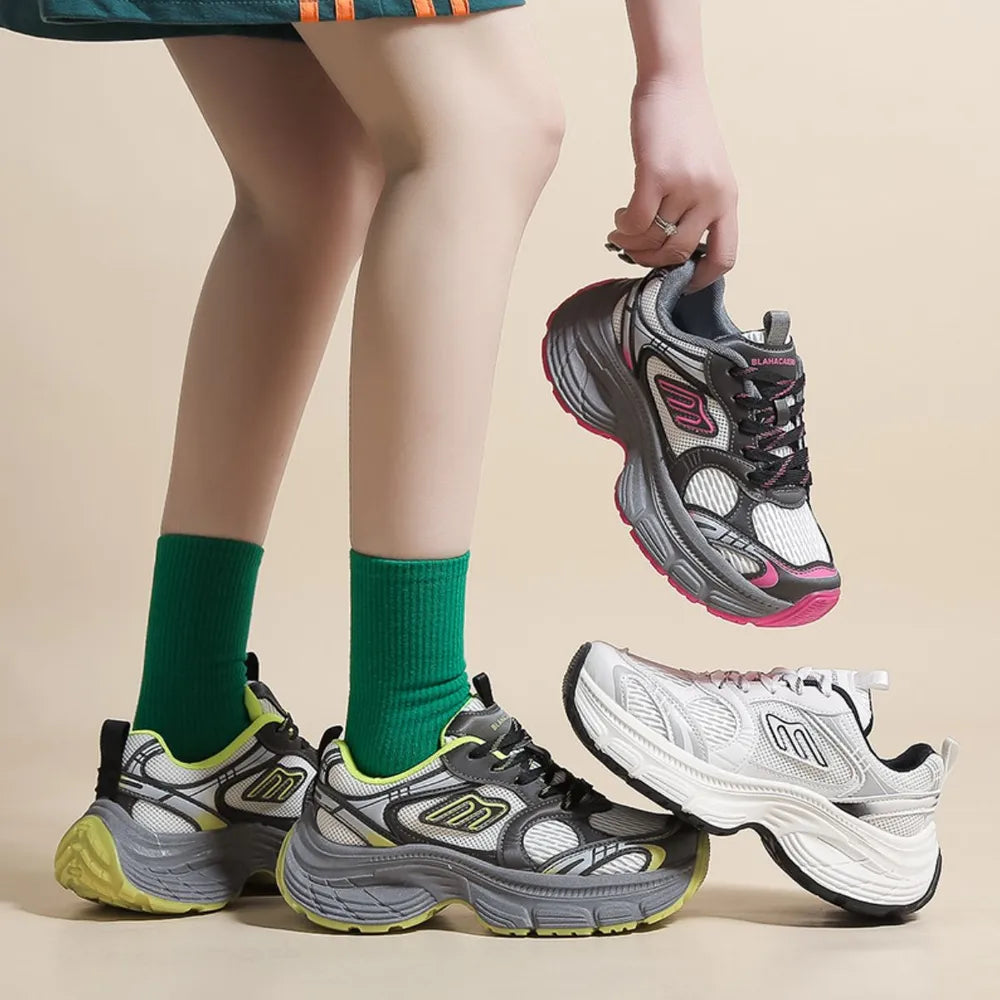 letter-lace-up-round-toe-athletic-shoes-back-view-comfort-fit