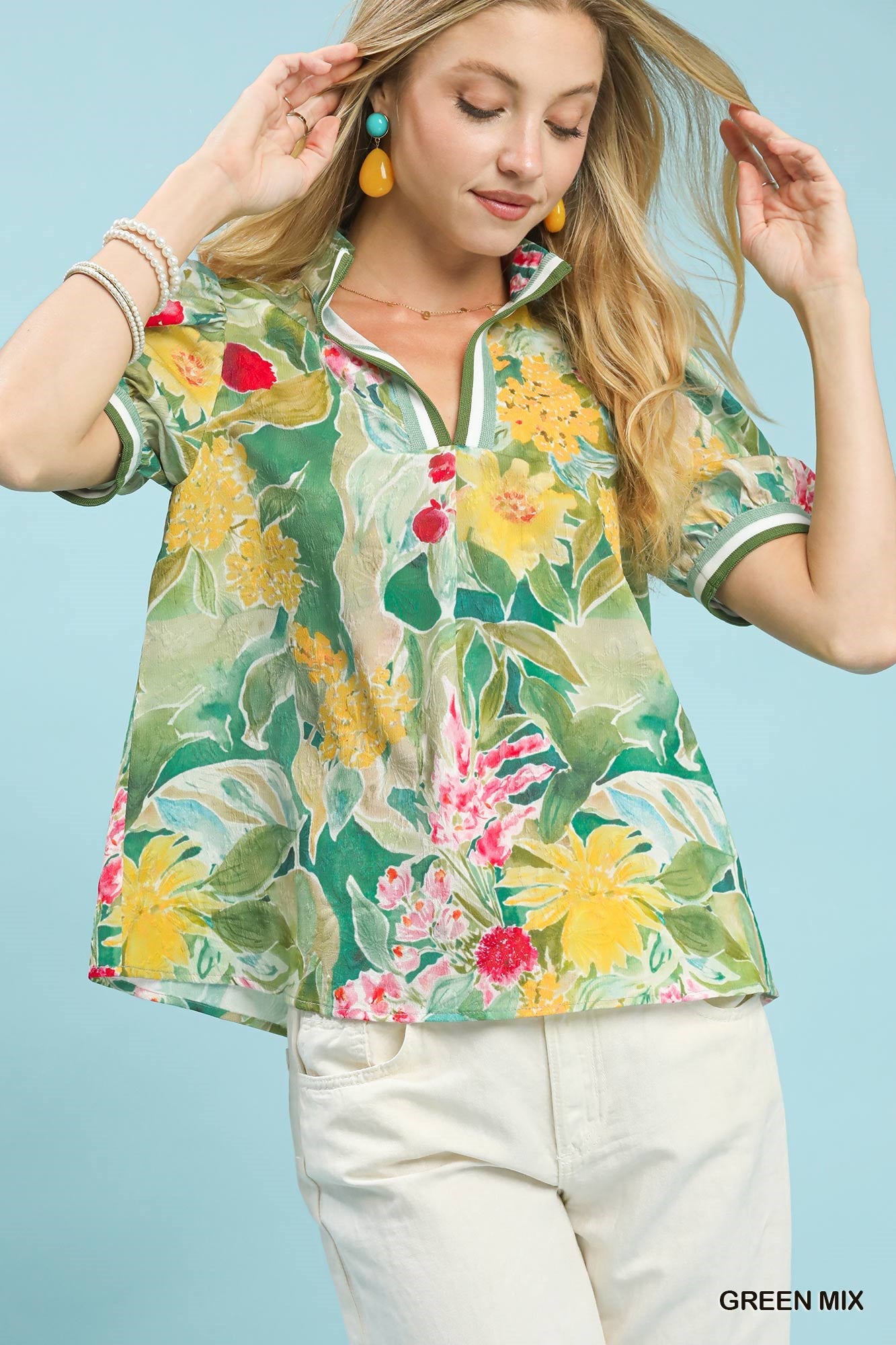 umgee-jacquard-bloomscape-print-top-front-view-womens-fashion