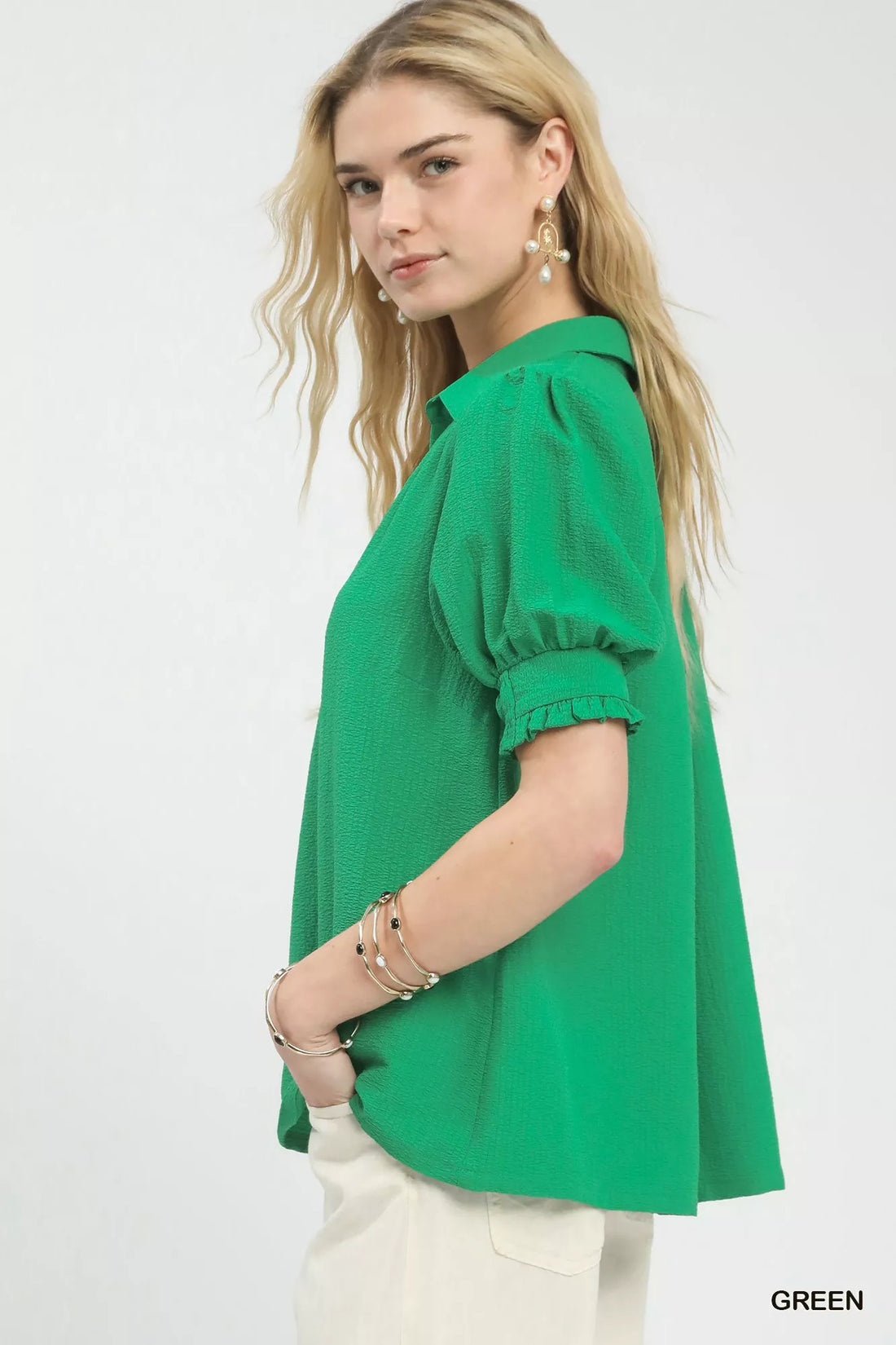 umgee-seersucker-puff-sleeve-blouse-front-view-womens-fashion-top